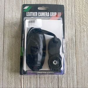 Leather grip camera strap